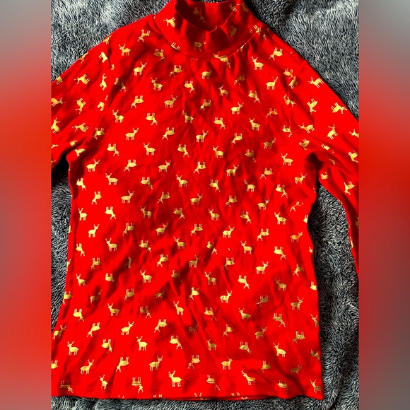Red reindeer size large shirt - Picture 1 of 9